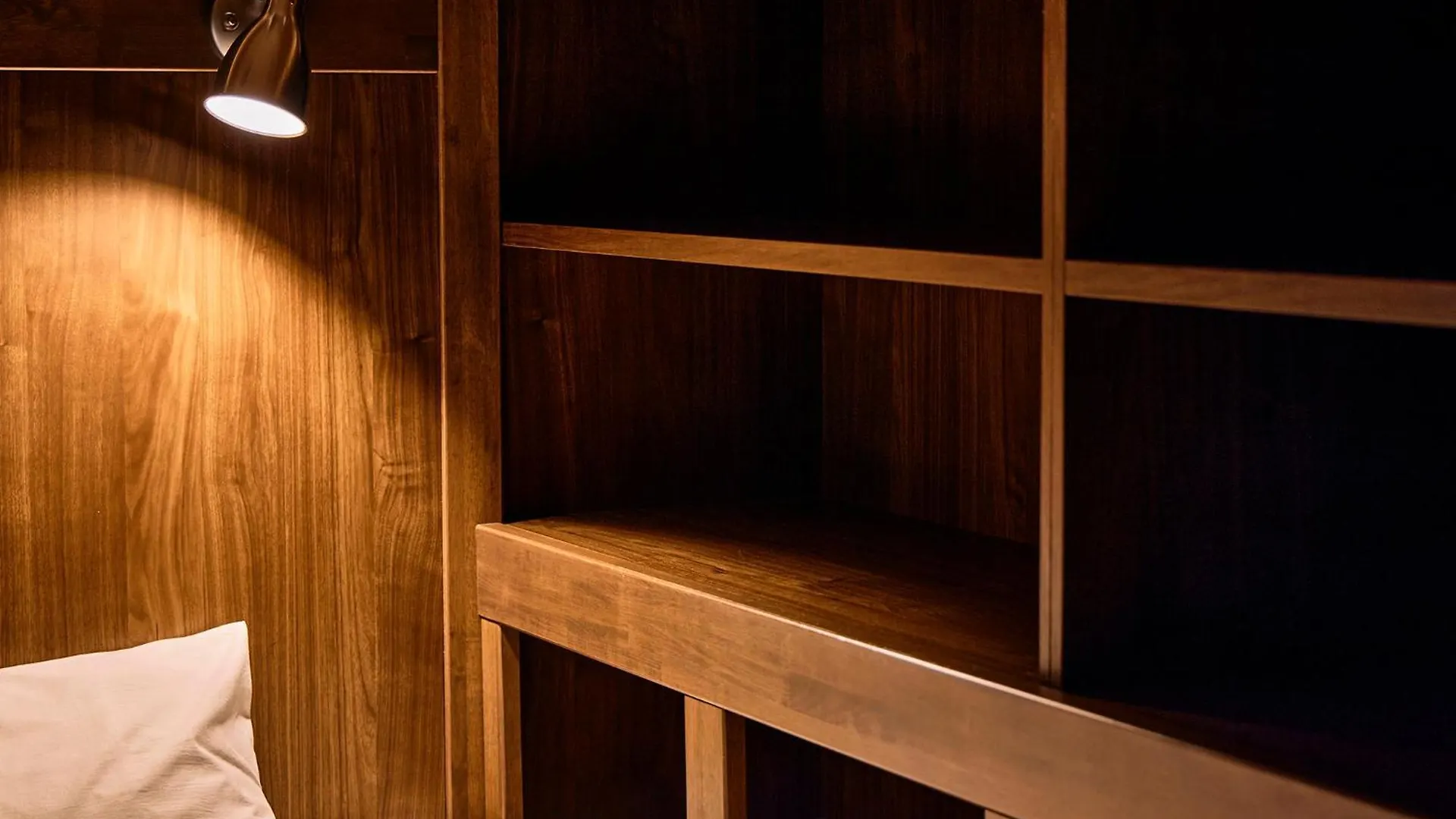 *** Hotel Room&Bed Fun Stay Kyoto Japan