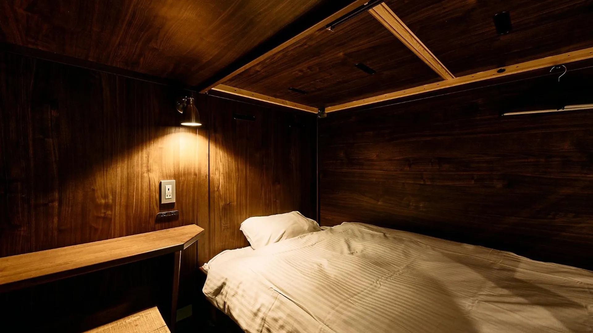 Room&Bed Fun Stay كيوتو 3*,  اليابان